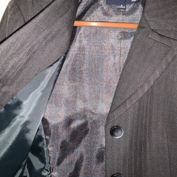 Evan-Picone Pant Suit - Picture 8 of 16